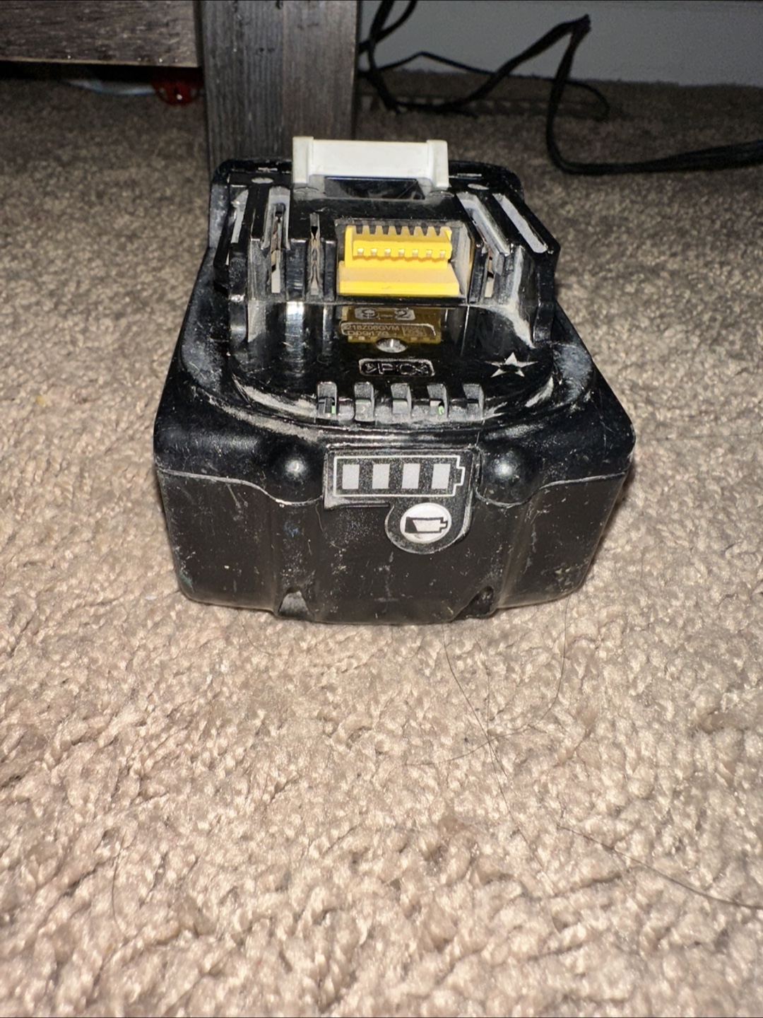 Makita 18V 3.0Ah Battery & Charger - photo 2