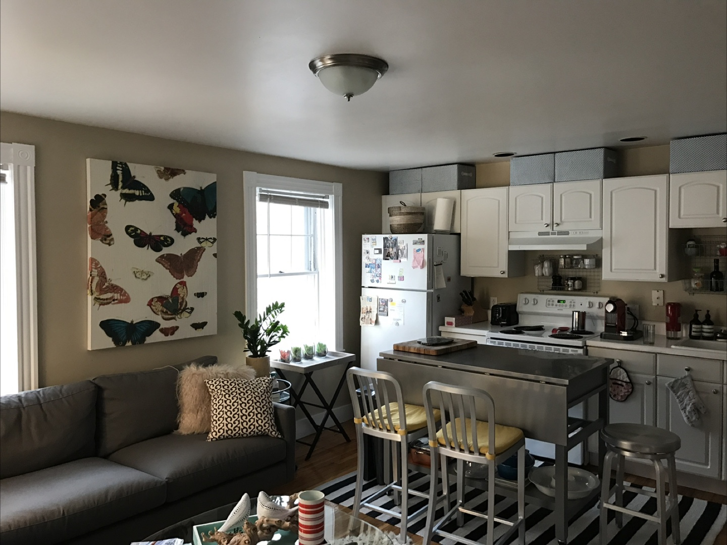 Crate & Barrel Kitchen Island - photo 3