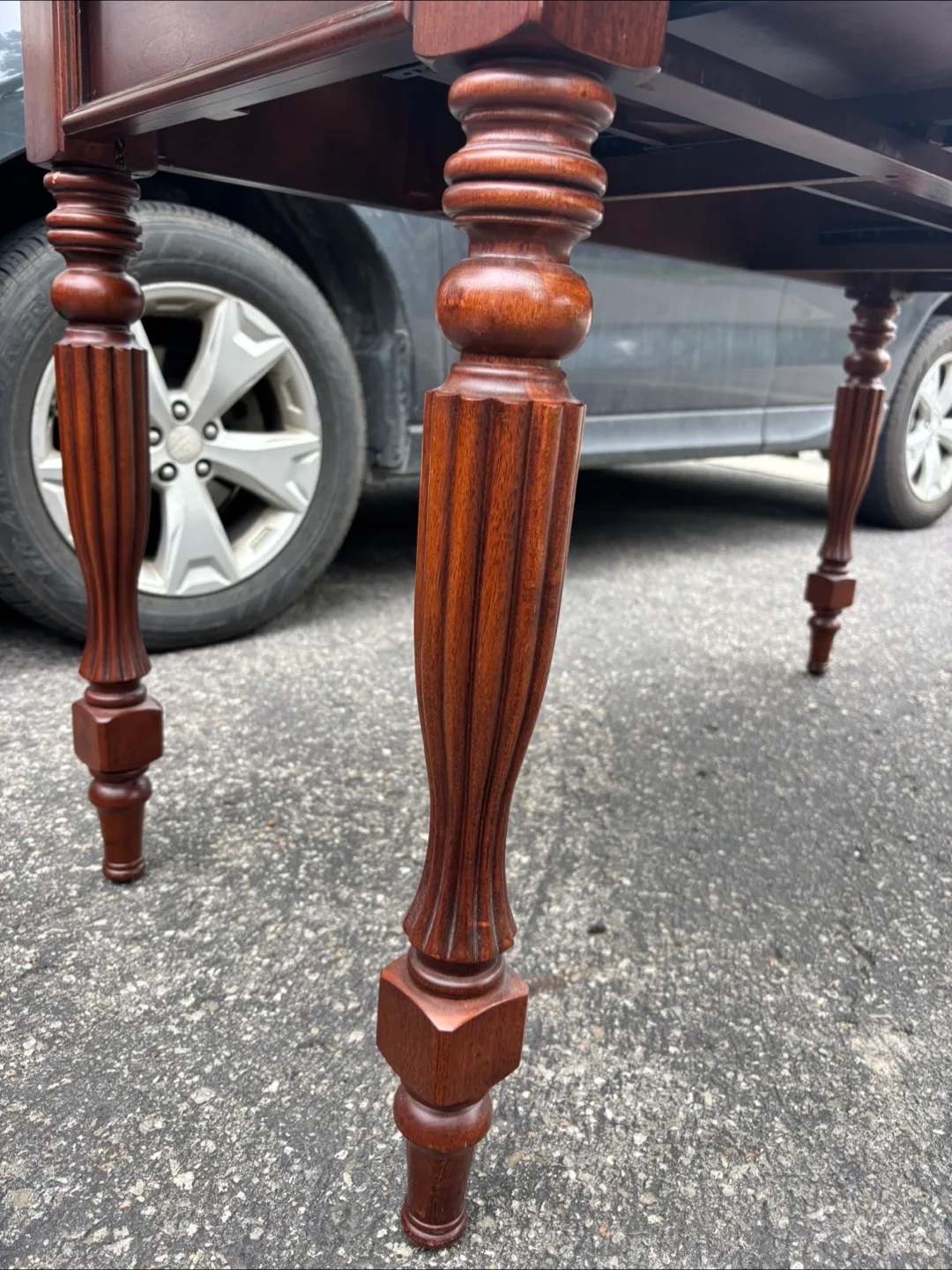 Bombay & Co. Wooden Desk image indicator(6)