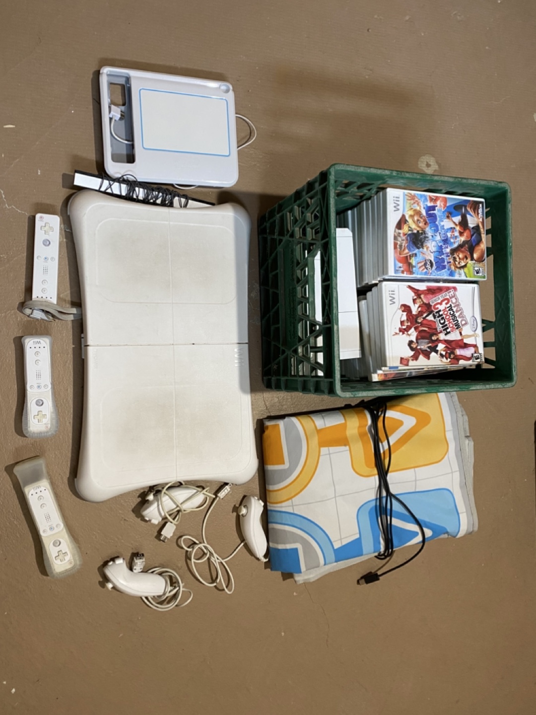 Nintendo Wii Bundle - Console, Games, Accessories