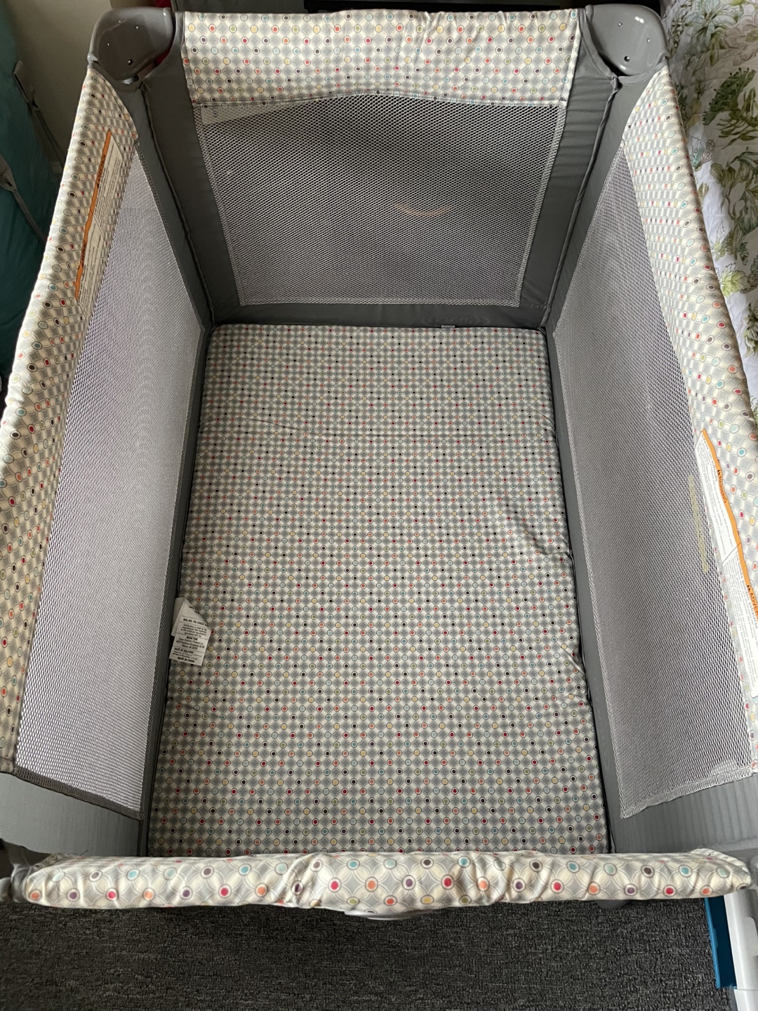 Graco Pack 'n Play On The Go Playard