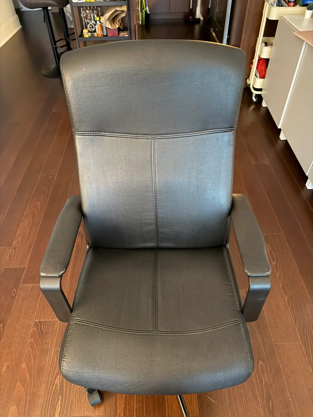 Black Office Chair image indicator(2)