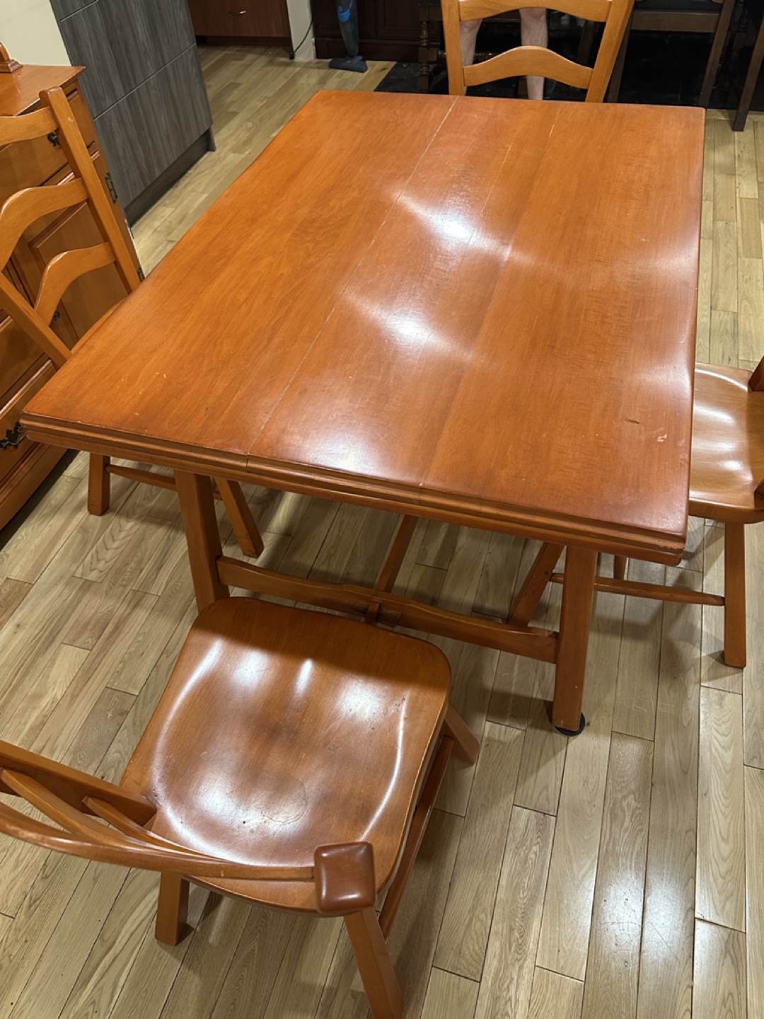 Vilas MCM Vintage Maple Extendable Dining Set (CAN DELIVER) - photo 5
