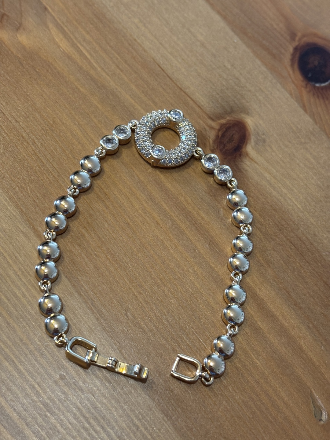 Bracelet with Rhinestone Circle (Zirconia) NOT REAL GOLD