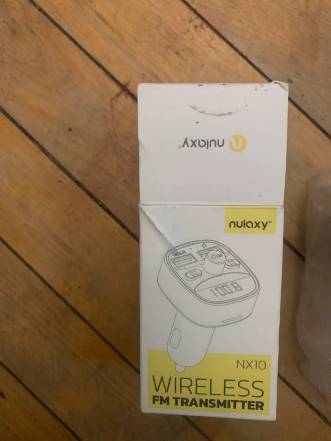 Nulaxy NX10 Wireless FM Transmitter thumbnail