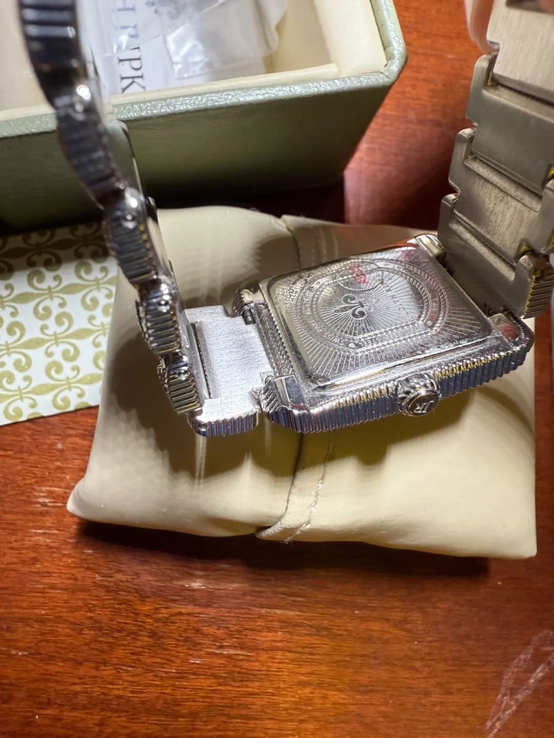 Judith Ripka Stainless Steel Women’s Watch - New (damaged box) image indicator(4)