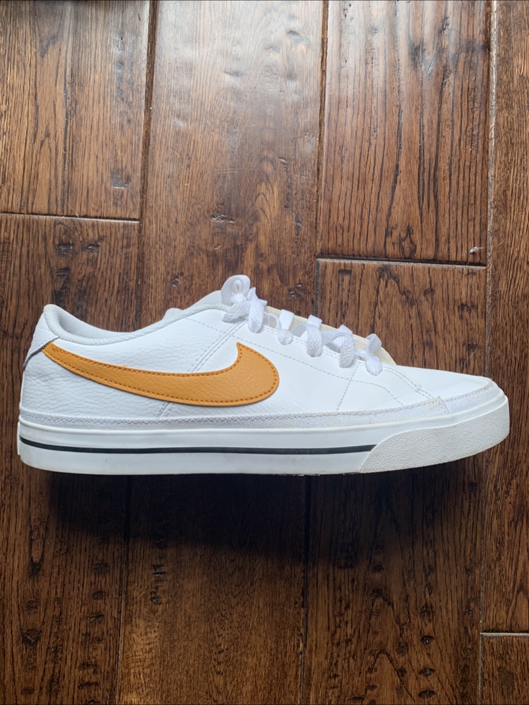 Nike Court Legacy White/Gold - Size 10.5