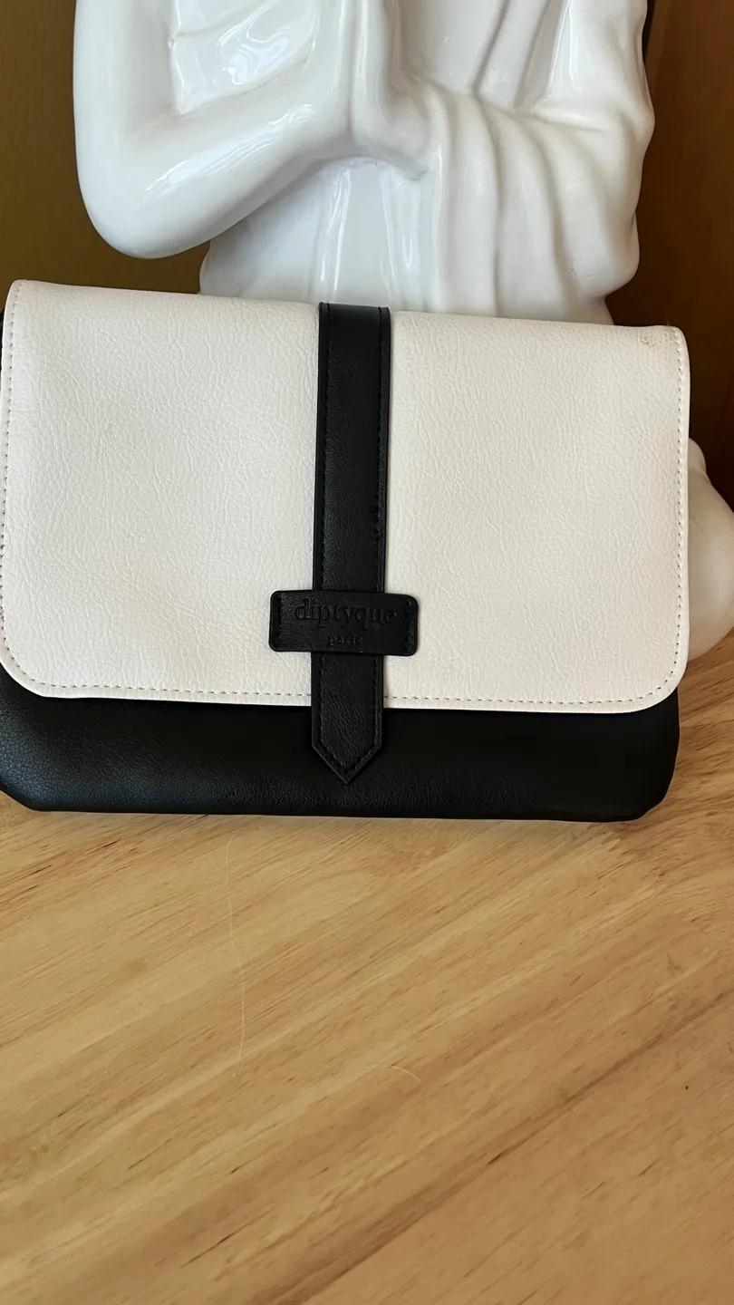 Diptyque Paris Clutch - Black and White image indicator(3)