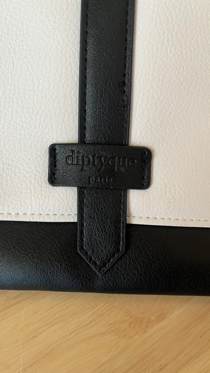 Diptyque Paris Clutch - Black and White image indicator(2)