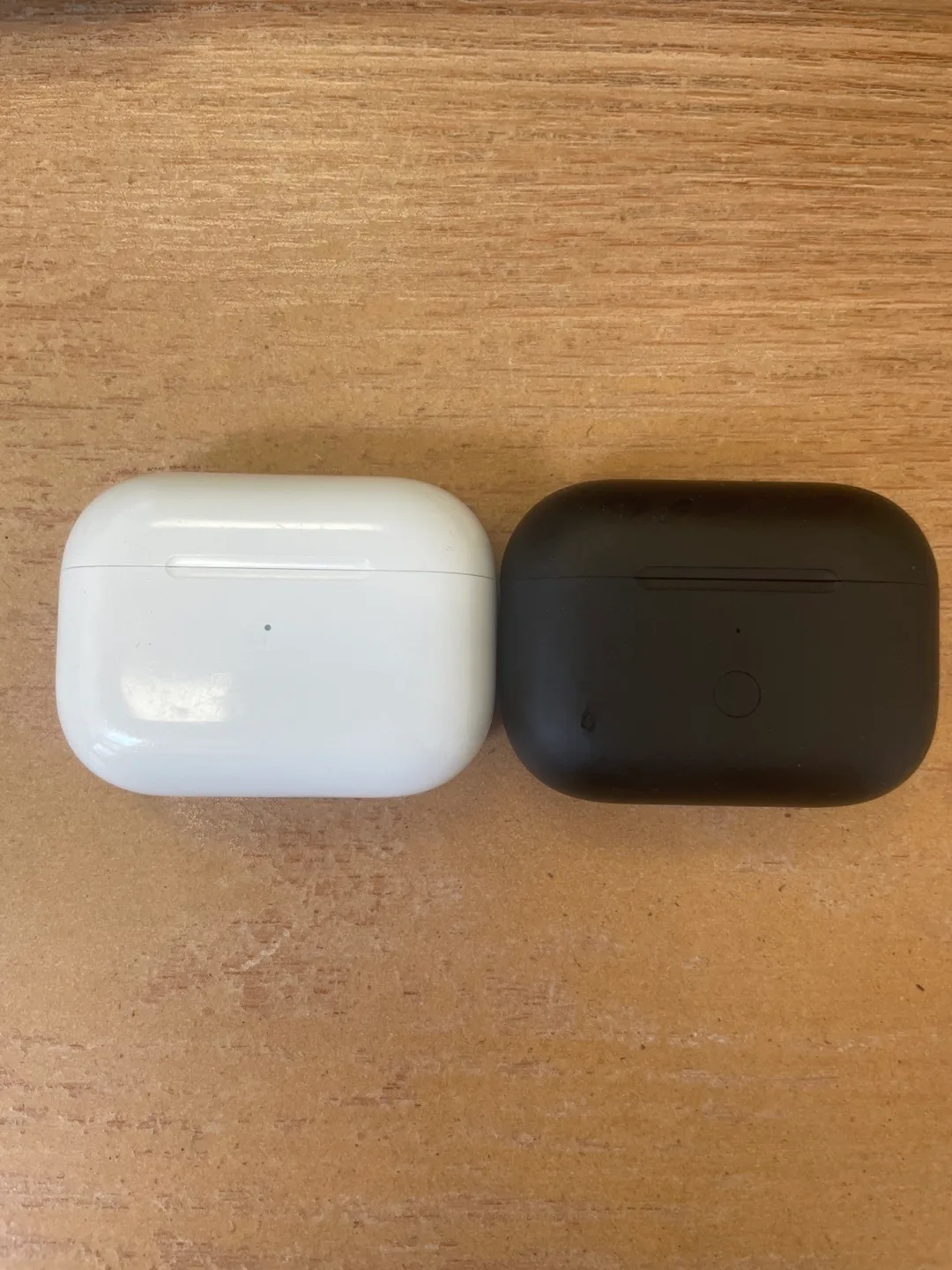 AirPods Pro - White and Black, w/ AirPod thumbnail