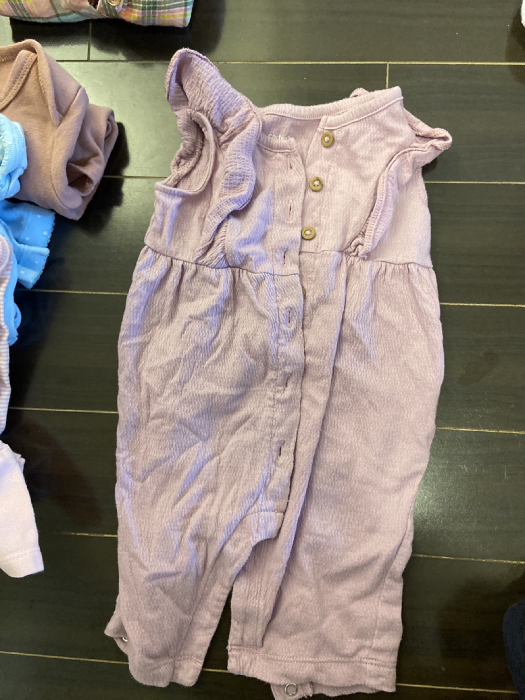 Mixed Baby Clothes Bundle (0-6M) - photo 5