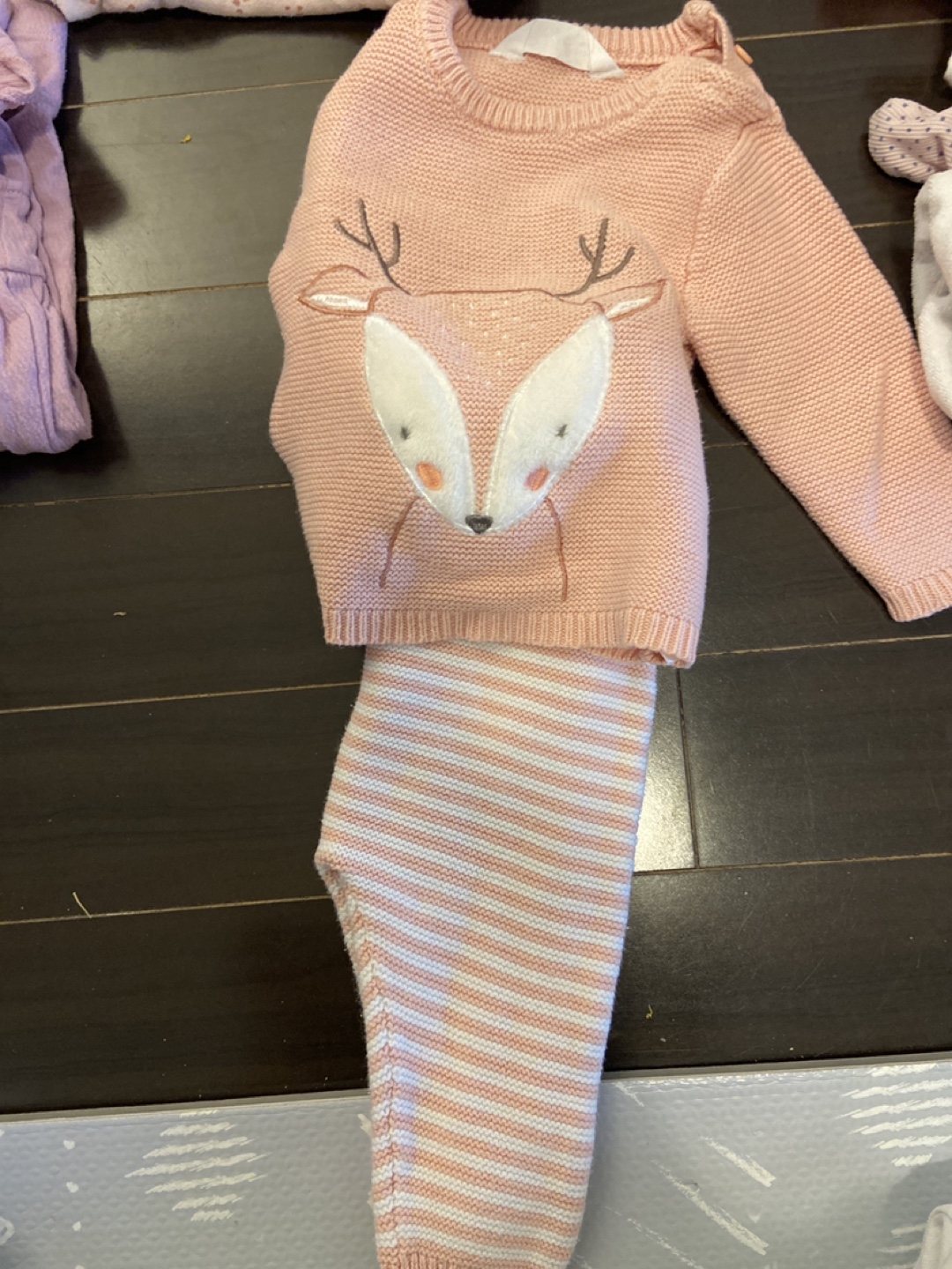 Mixed Baby Clothes Bundle (0-6M) - photo 2