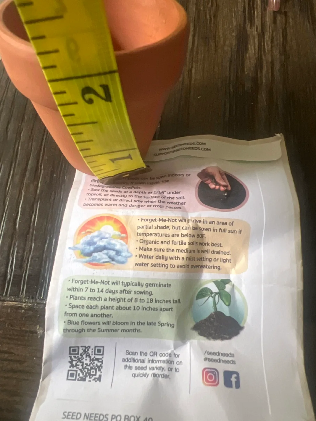 #freecycle Terracotta Pot  with Seeds image indicator(3)