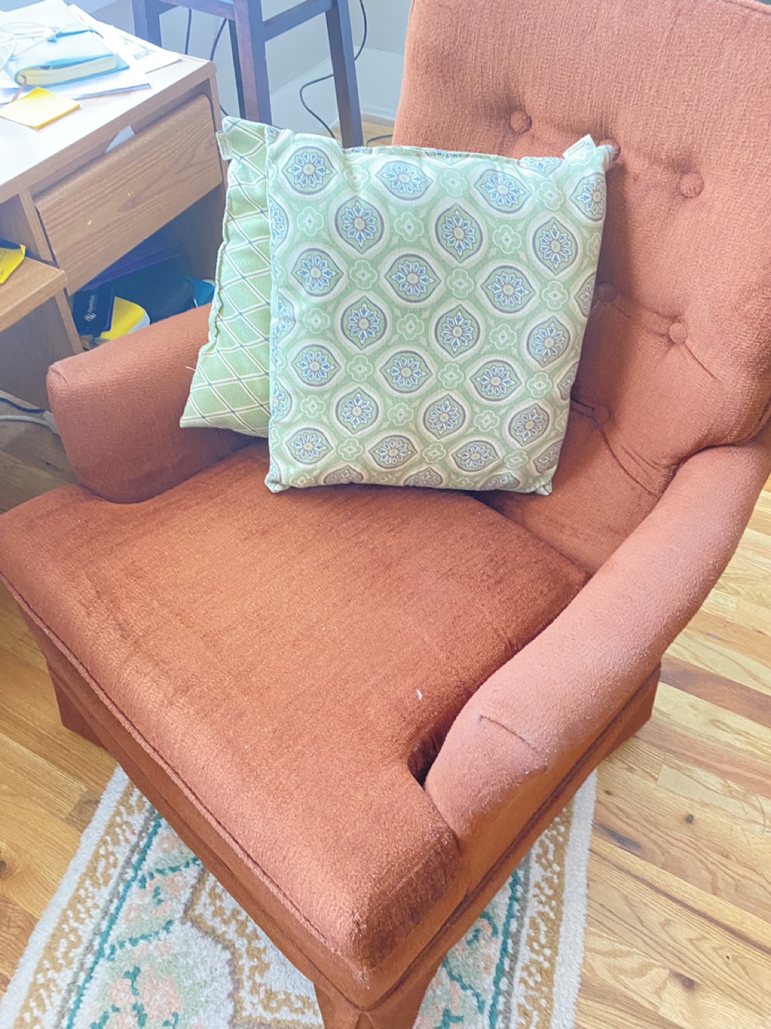 Vintage Cozy Armchair - photo 3