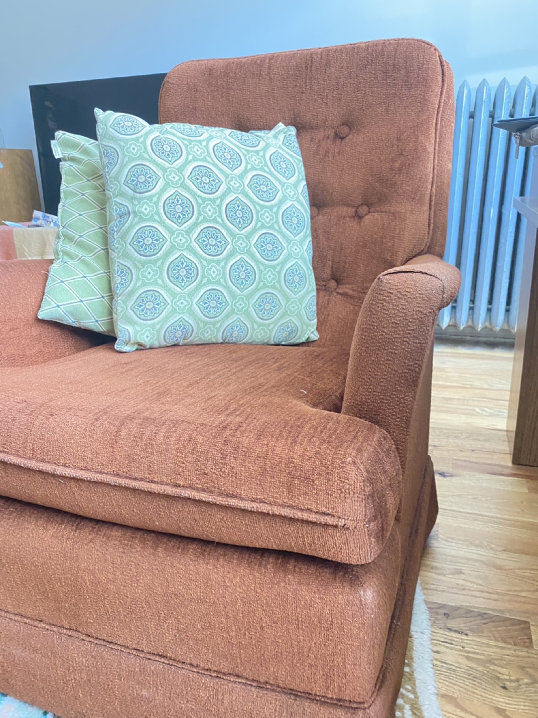 Vintage Cozy Armchair - photo 2