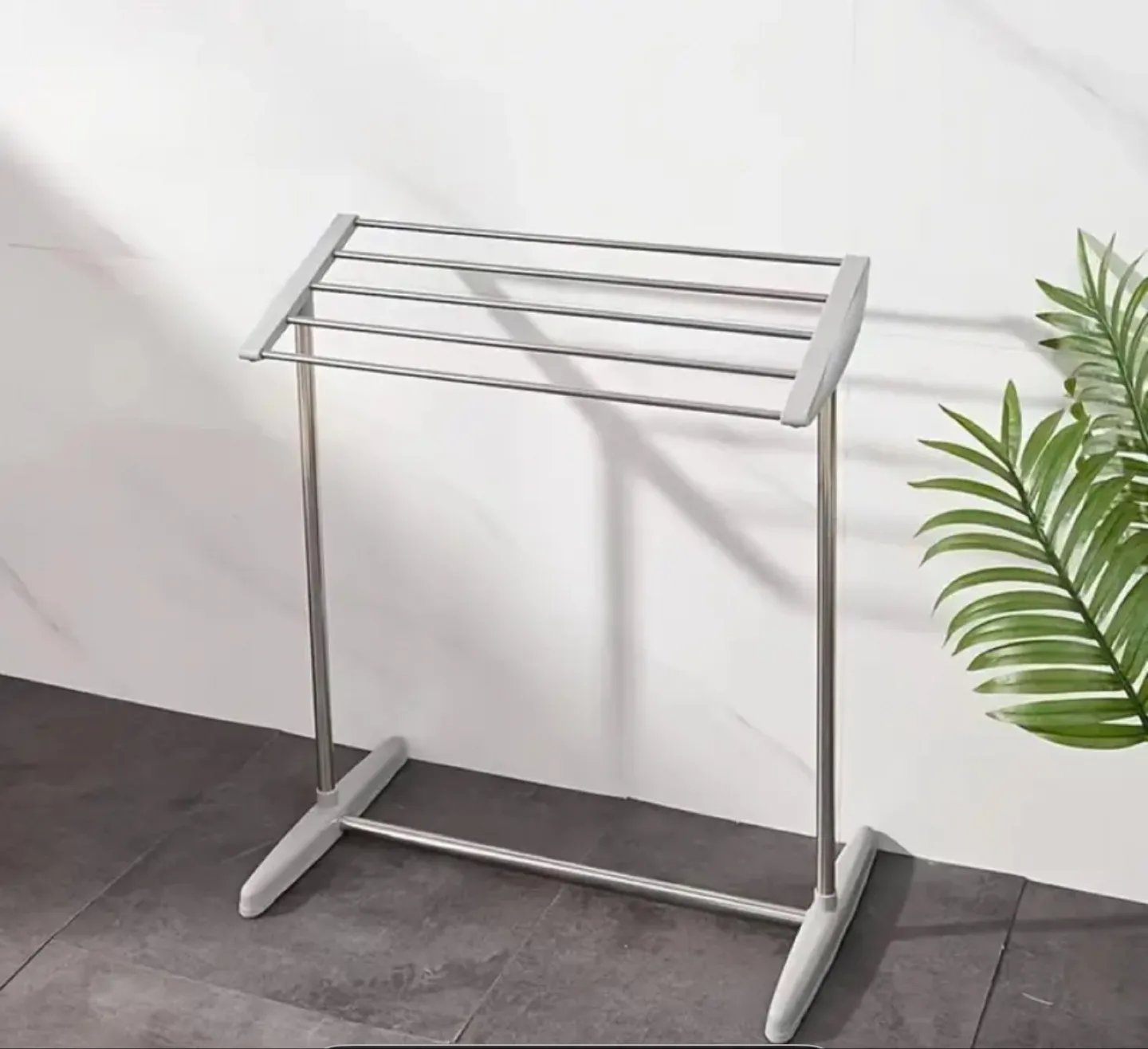 Grey Towel Rack image indicator(2)