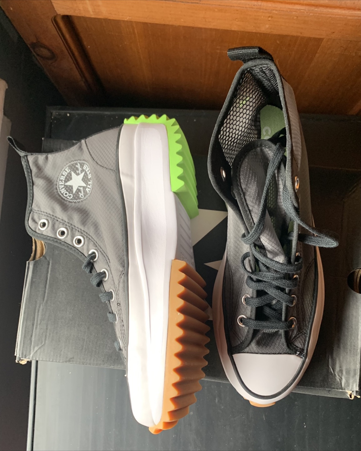 Converse Run Star Hike Hi Black/White/Ghost Green - Size 8.5 - photo 3