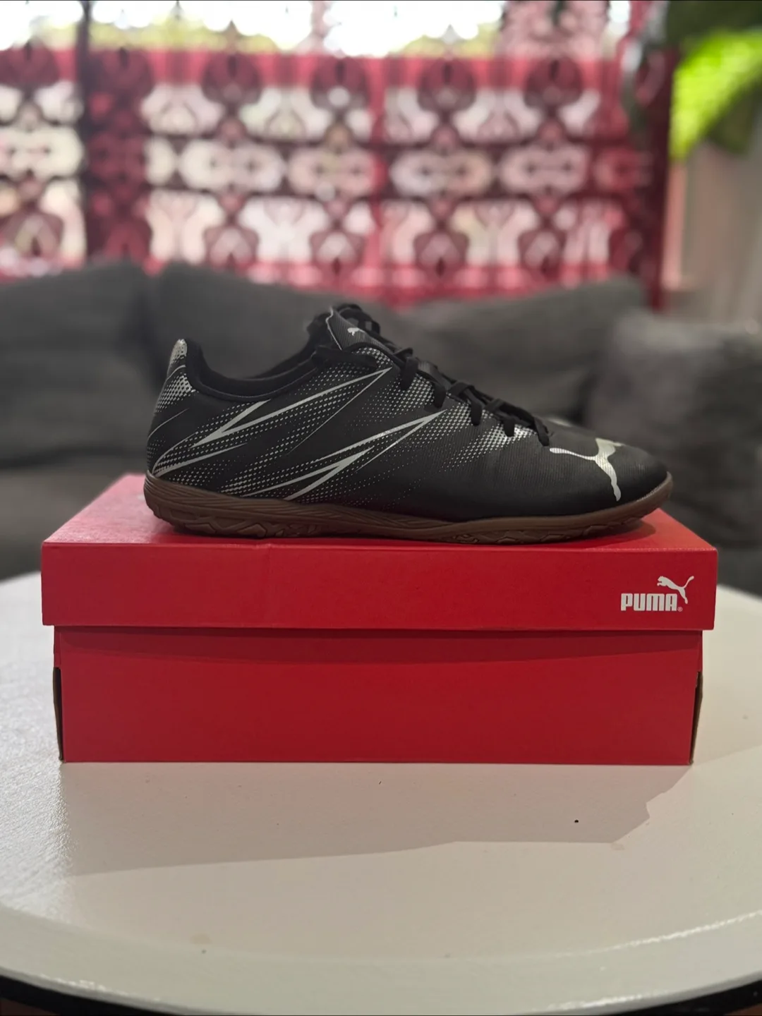 Puma Attacanto II Indoor Soccer Shoes - Size 9 thumbnail