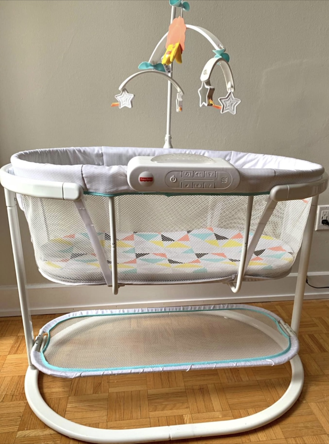 Fisher-Price Soothing Motions Bassinet