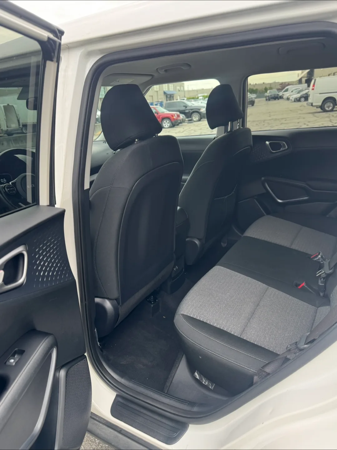 2023 kia soul image indicator(10)