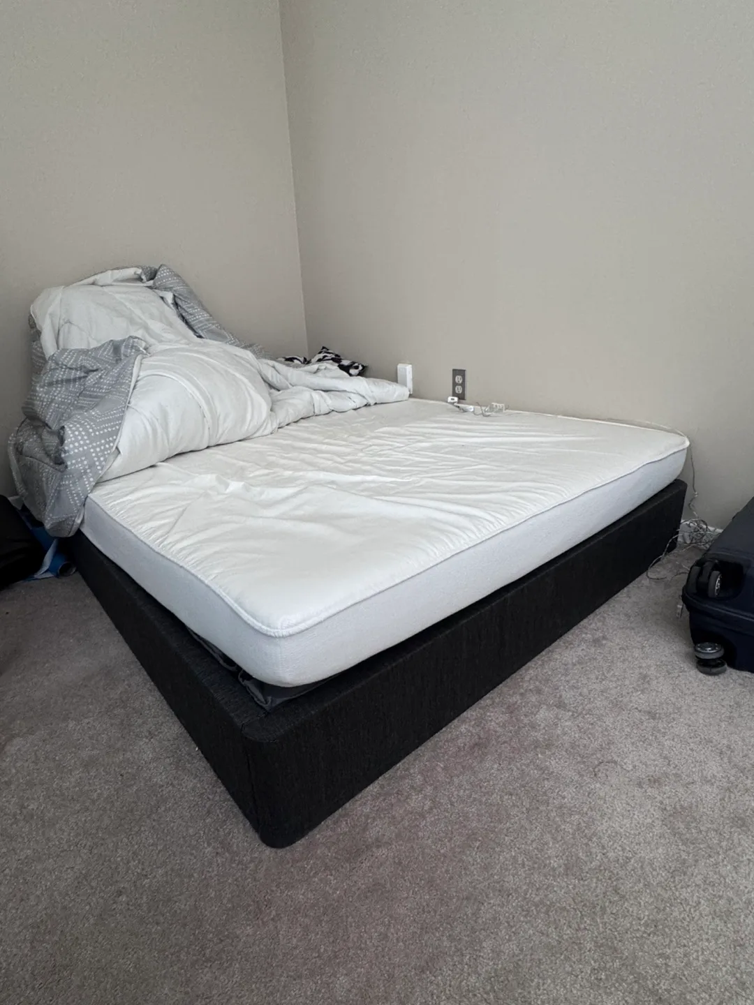Casper bed foundation thumbnail