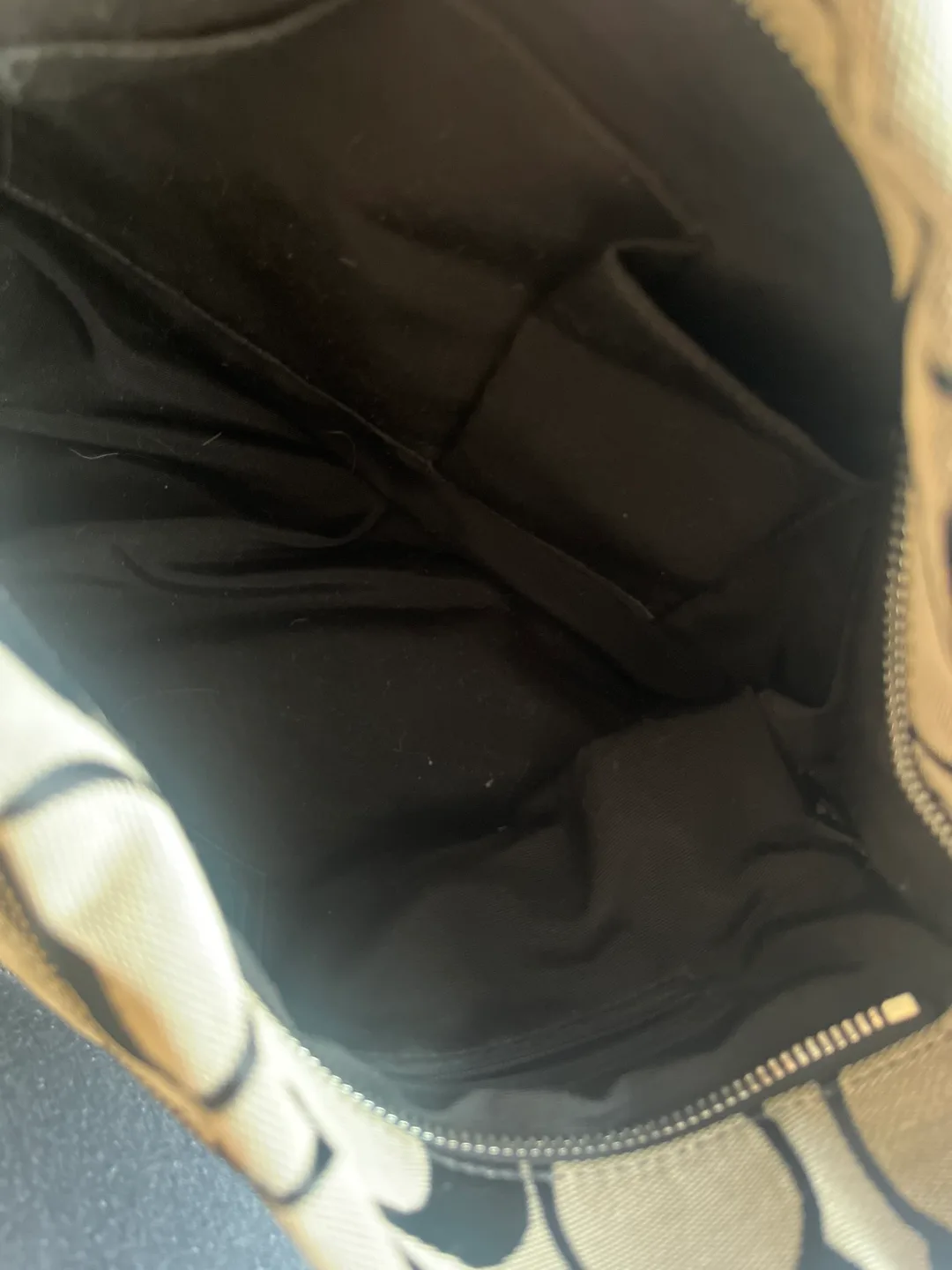 Coach Monogram Black & Gray crossbody / shoulder Bag image indicator(3)