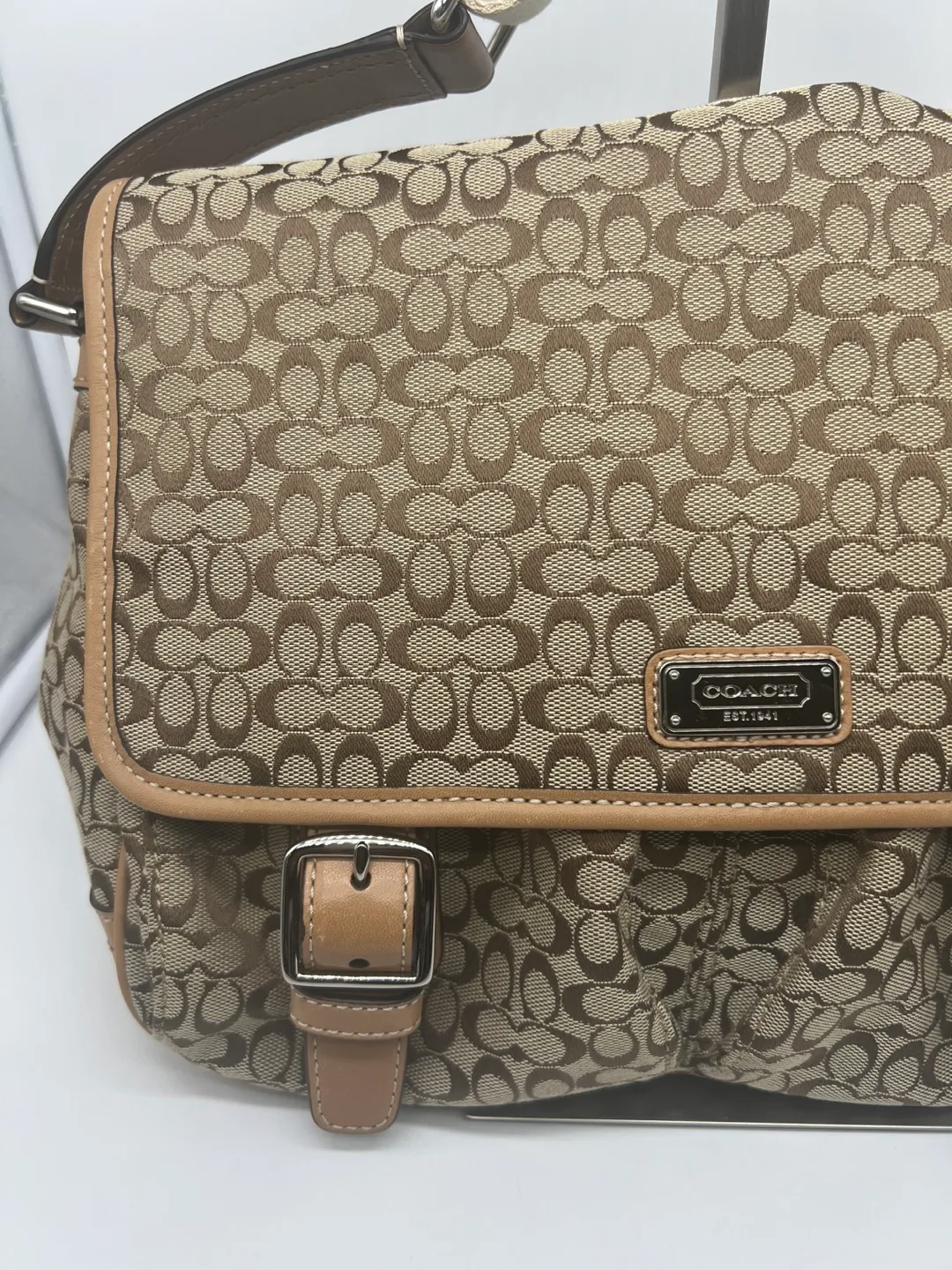 Coach Signature Canvas Jacquard Messenger Bag image indicator(2)