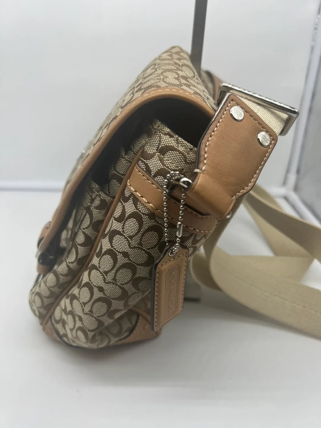 Coach Signature Canvas Jacquard Messenger Bag image indicator(3)