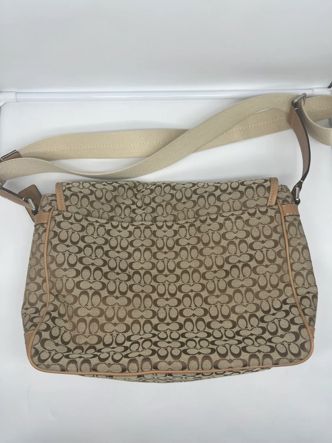 Coach Signature Canvas Jacquard Messenger Bag image indicator(5)
