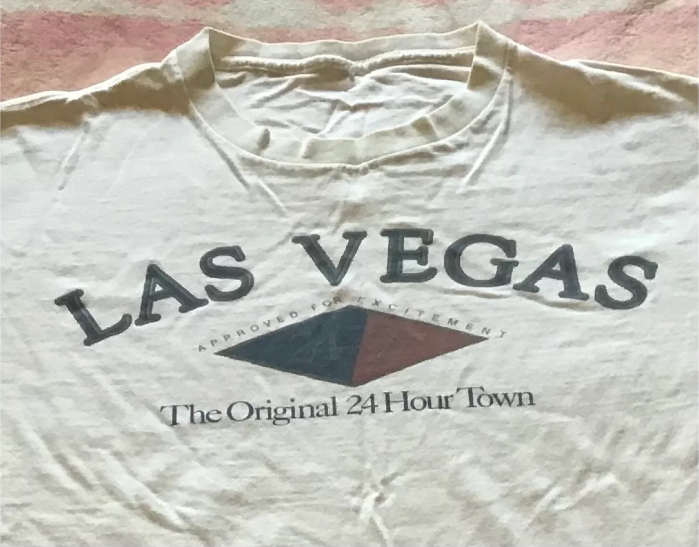 🤩 Las Vegas Graphic T-Shirt Size L image indicator(2)