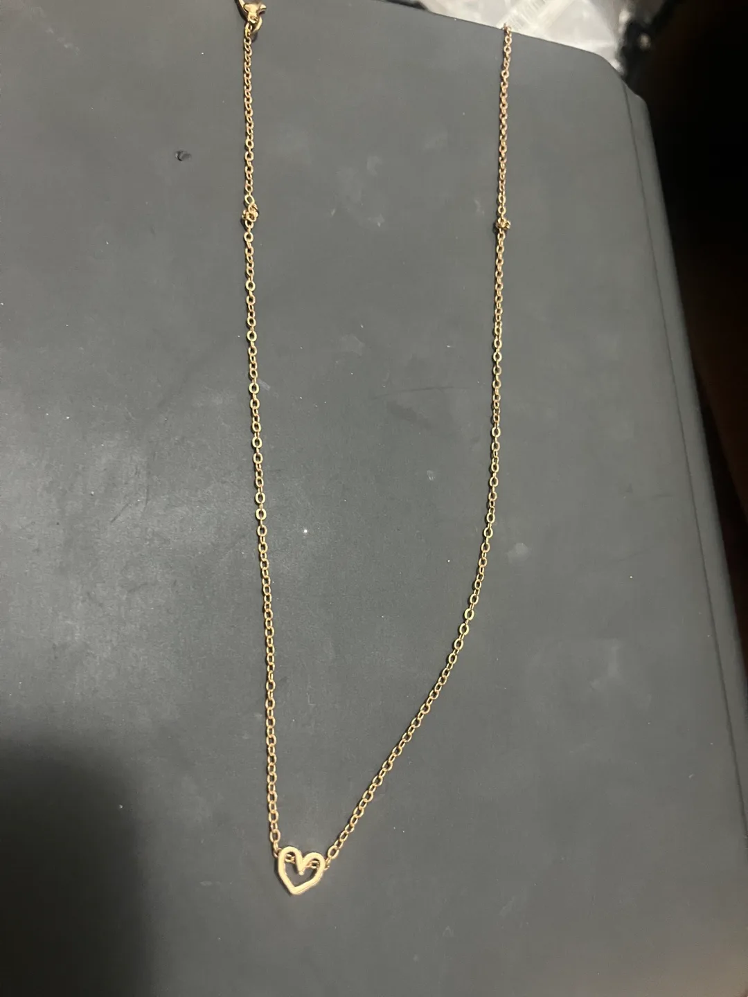 #freecycle Gold Heart Pendant Necklace thumbnail