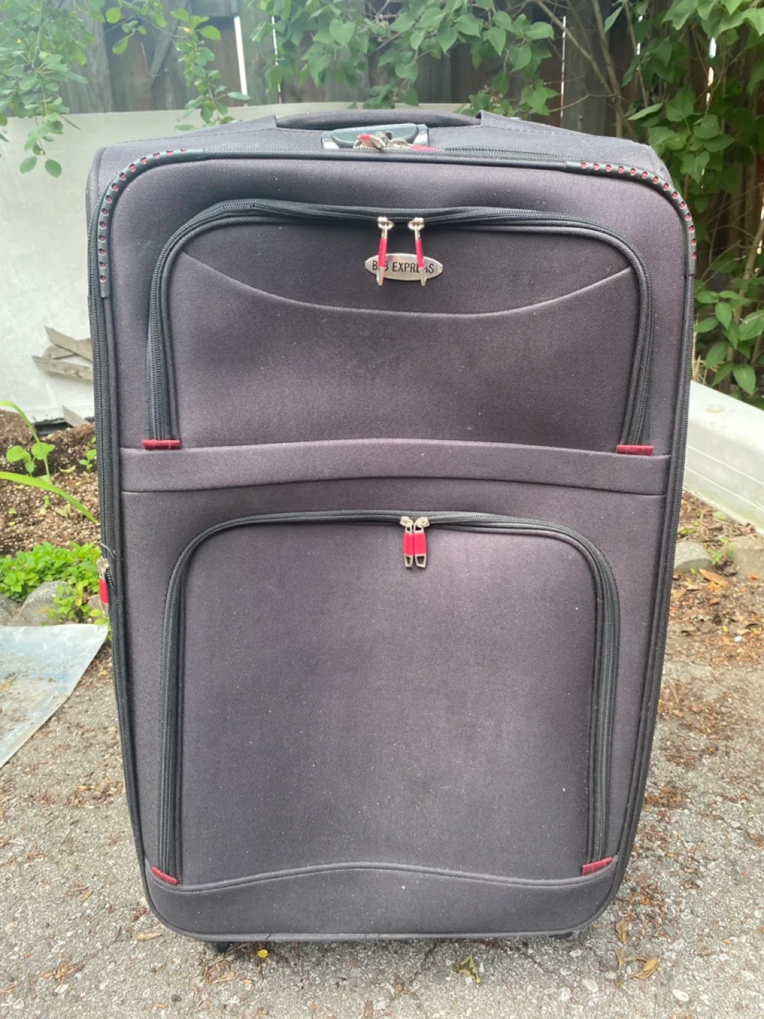 B3 Express Rolling Suitcase #freecycle thumbnail