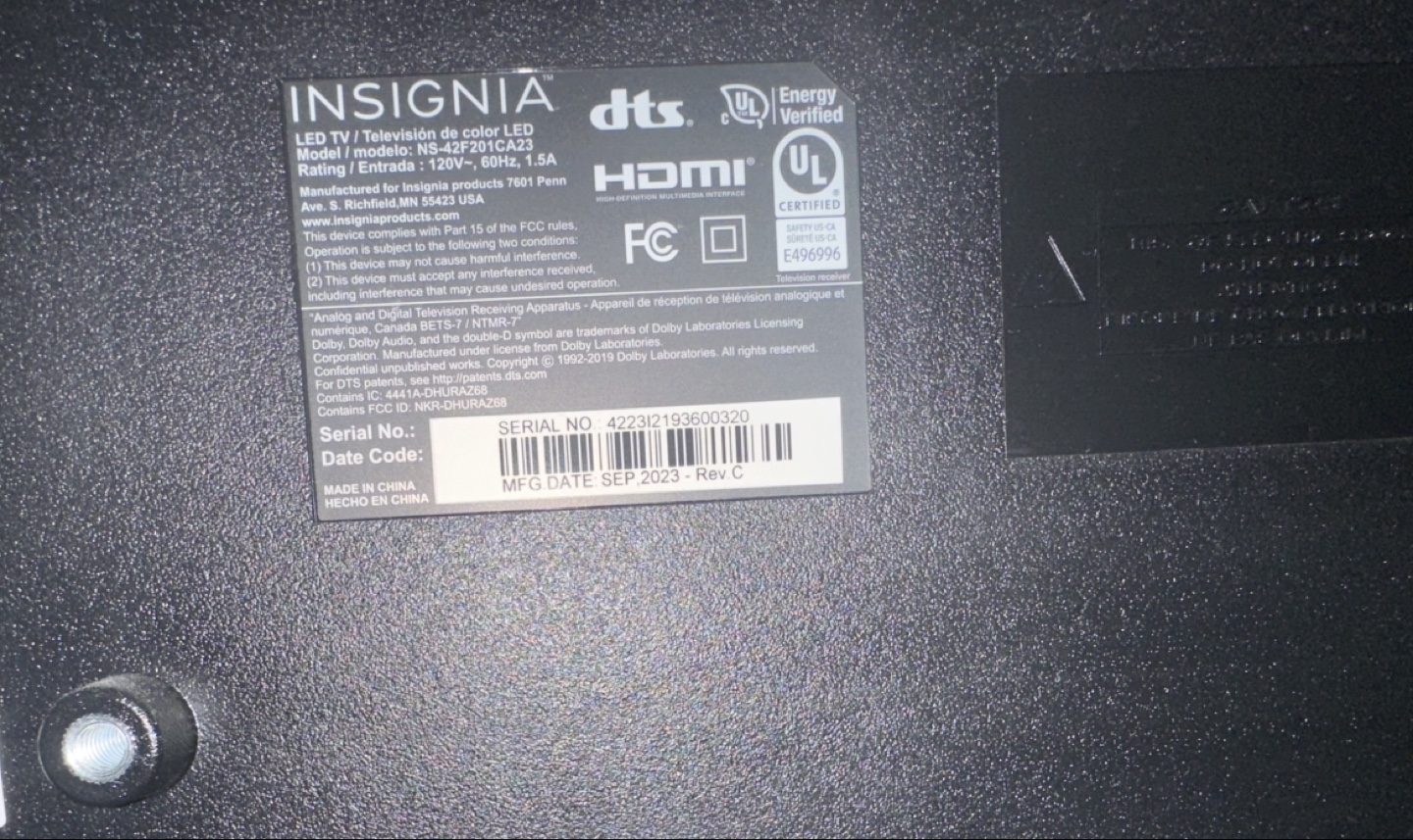 Insignia 42" LED TV - Model NS-42F201CA22 - photo 2