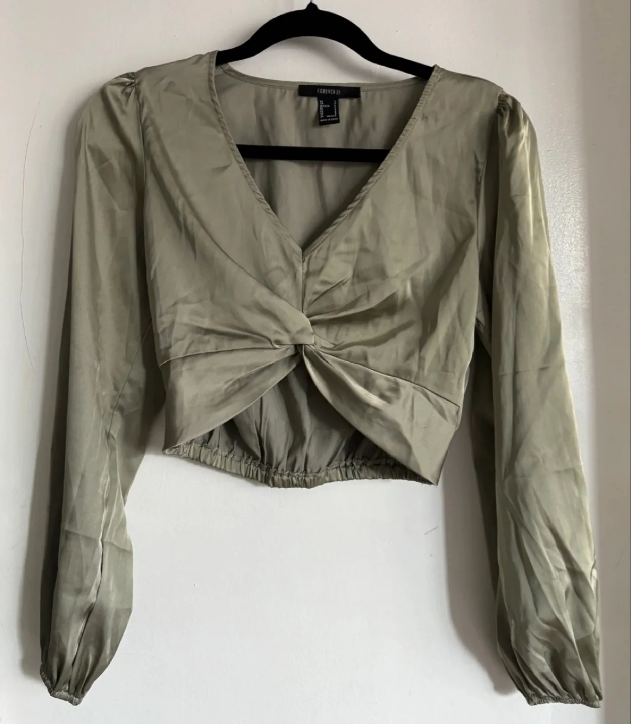 Forever 21 Long Sleeve crop Top - Size S thumbnail
