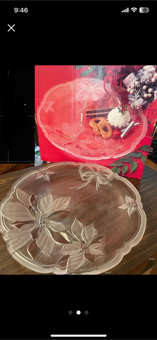 Glass Serving Platters $12 each S. Etobicoke - photo 2