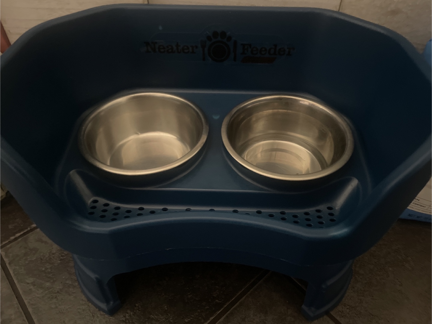 Neater Feeder Elevated Dog Bowls (medium) #freecycle