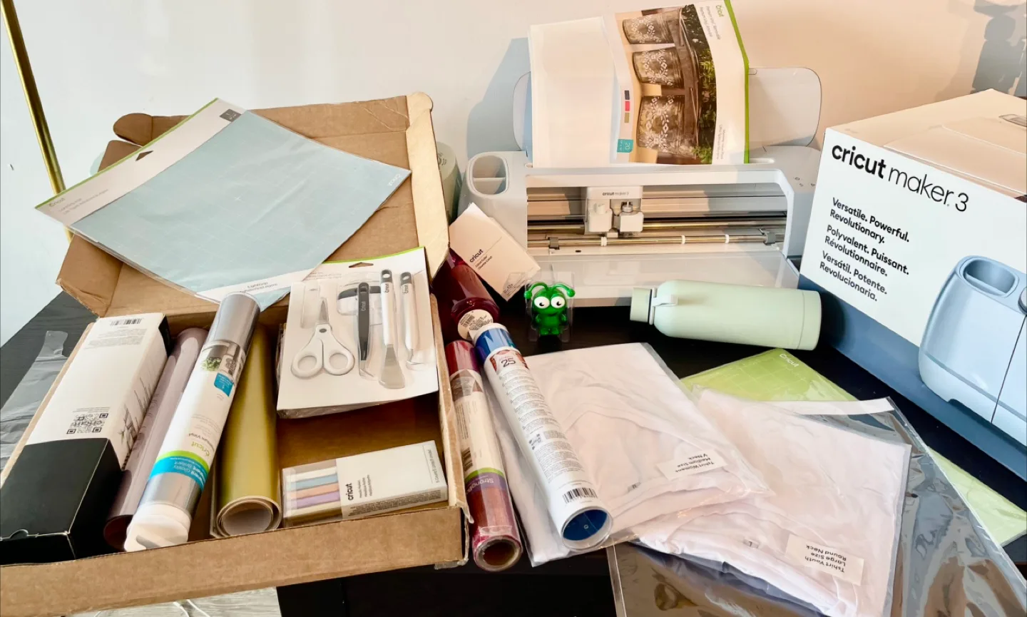 Cricut Maker 3 Ultimate Smart Cutting Machine image indicator(3)