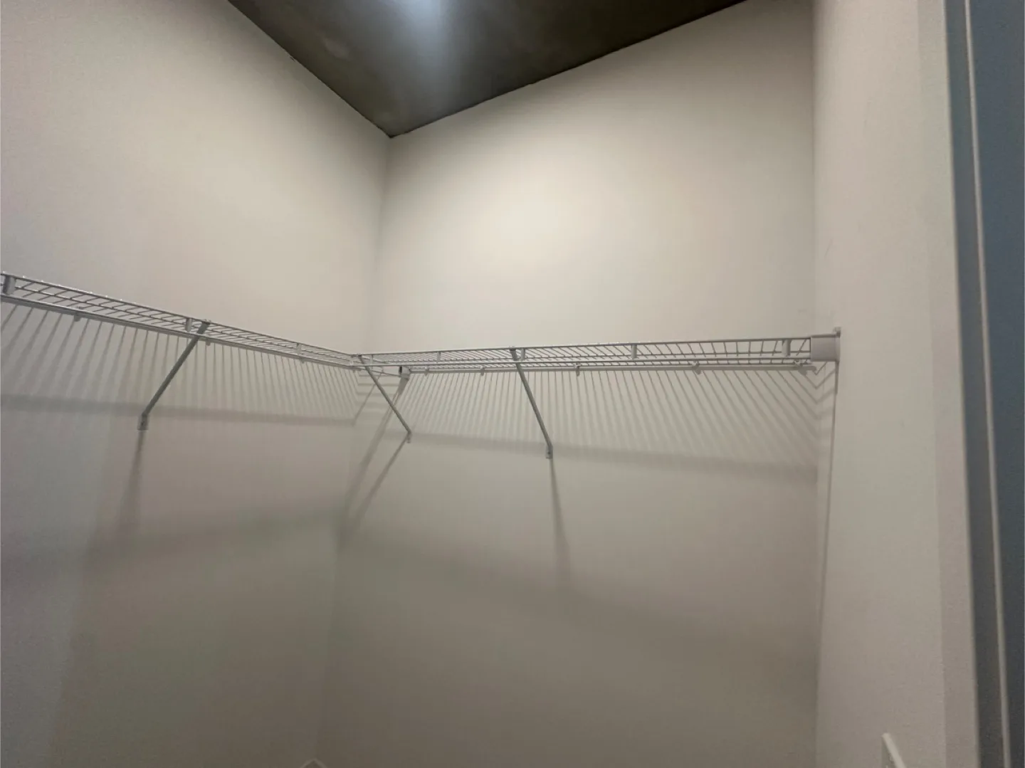 Closet Hanger Rack thumbnail