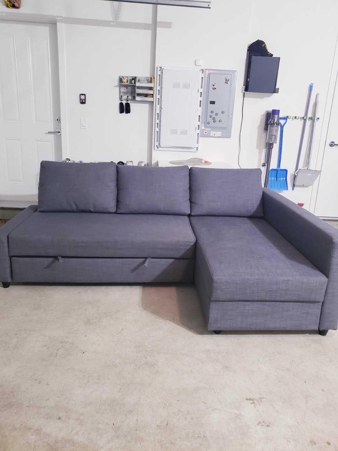 IKEA Pull-Out Sofa Bed with Storage – Great Condition! - photo 5