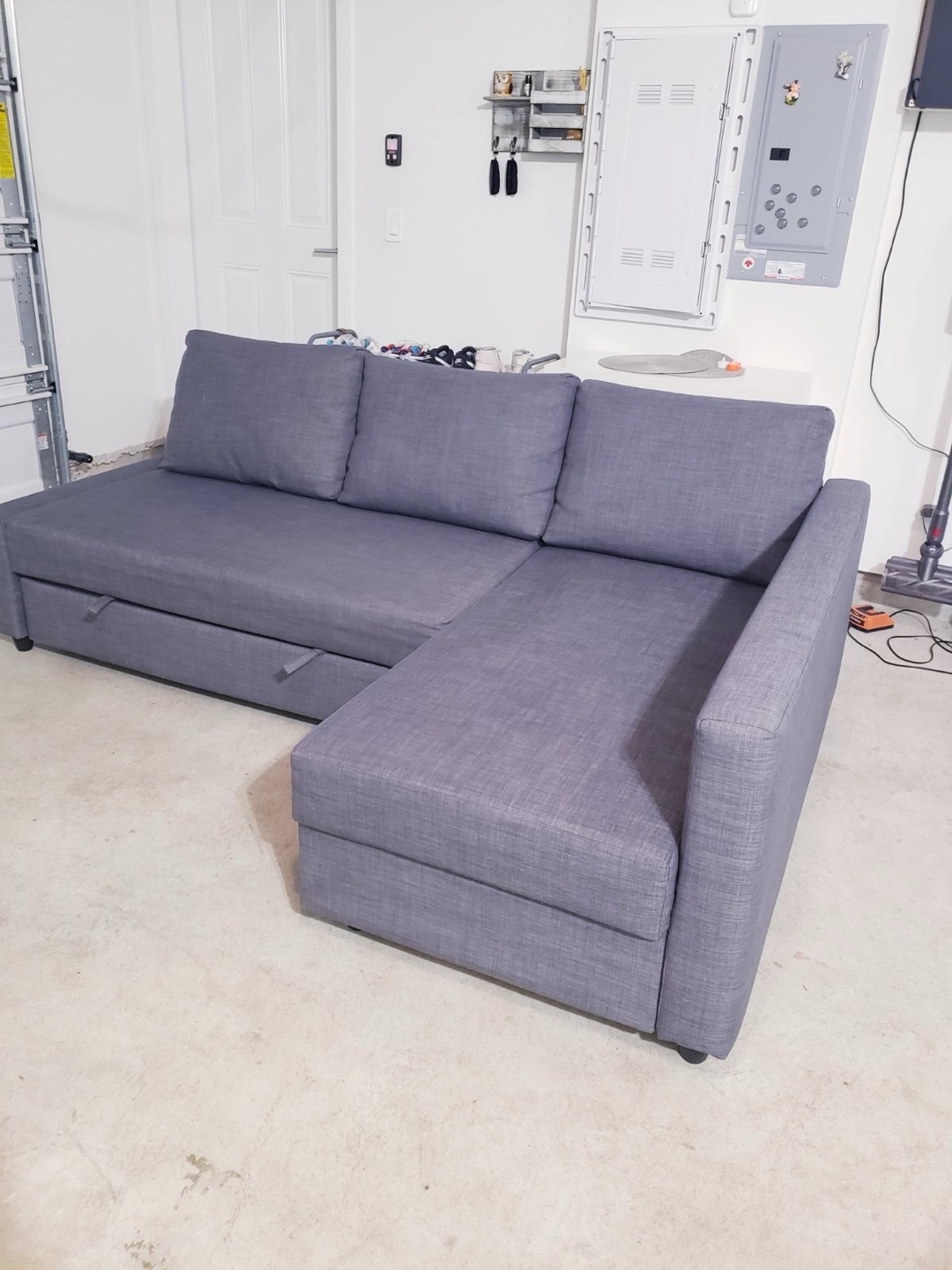 IKEA Pull-Out Sofa Bed with Storage – Great Condition! - photo 3