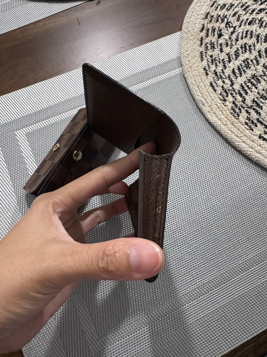 Louis Vuitton Damier Ebene Key Holder & Wallet image indicator(4)