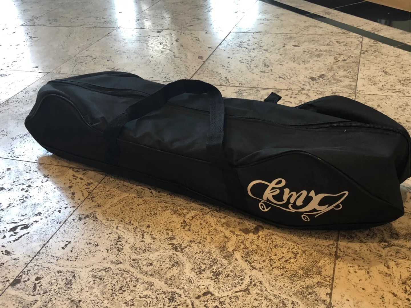 KMX Green Skateboard with Bag & Tool image indicator(5)