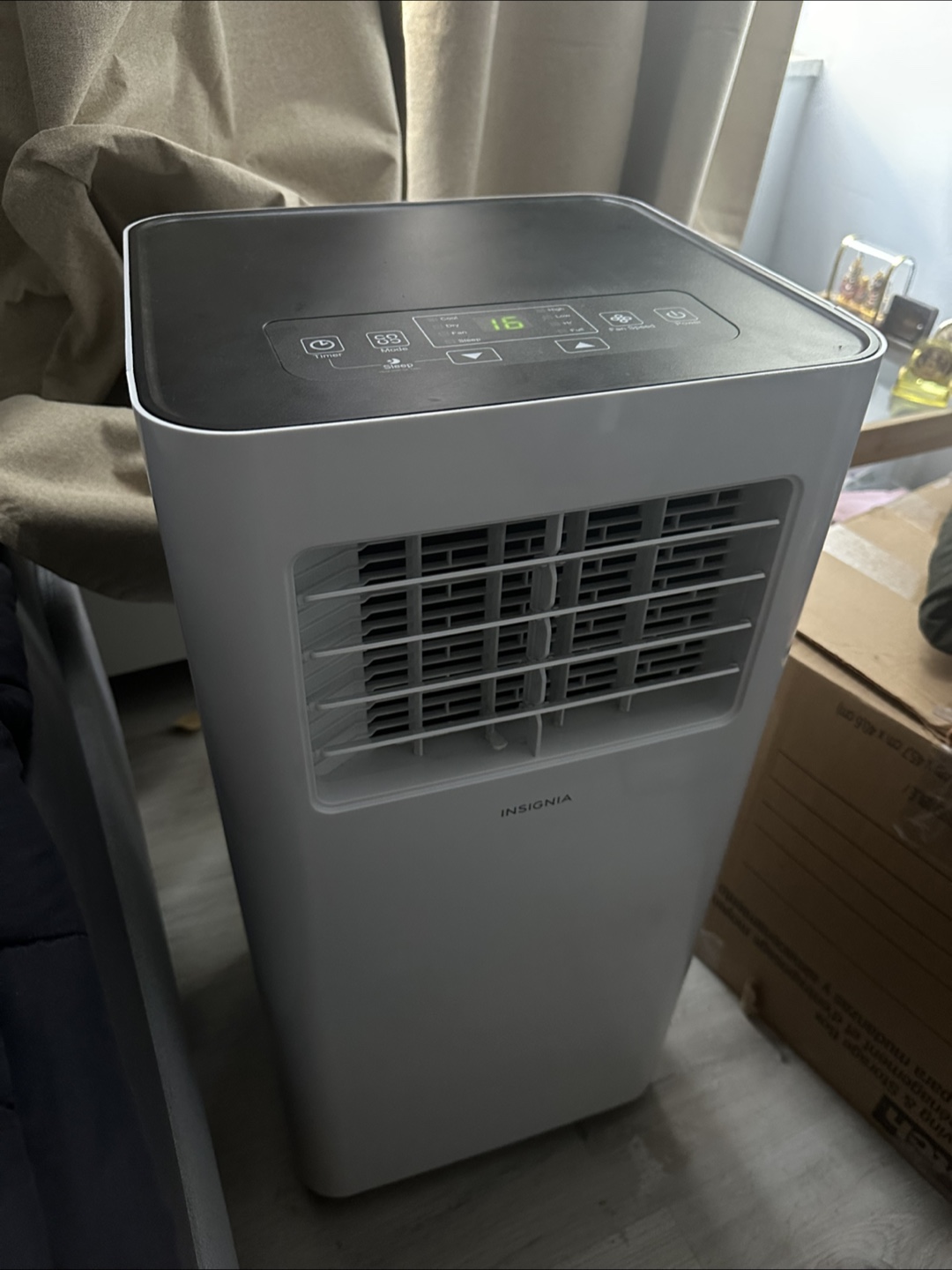 Insignia Portable Air Conditioner 10000BTU - photo 2