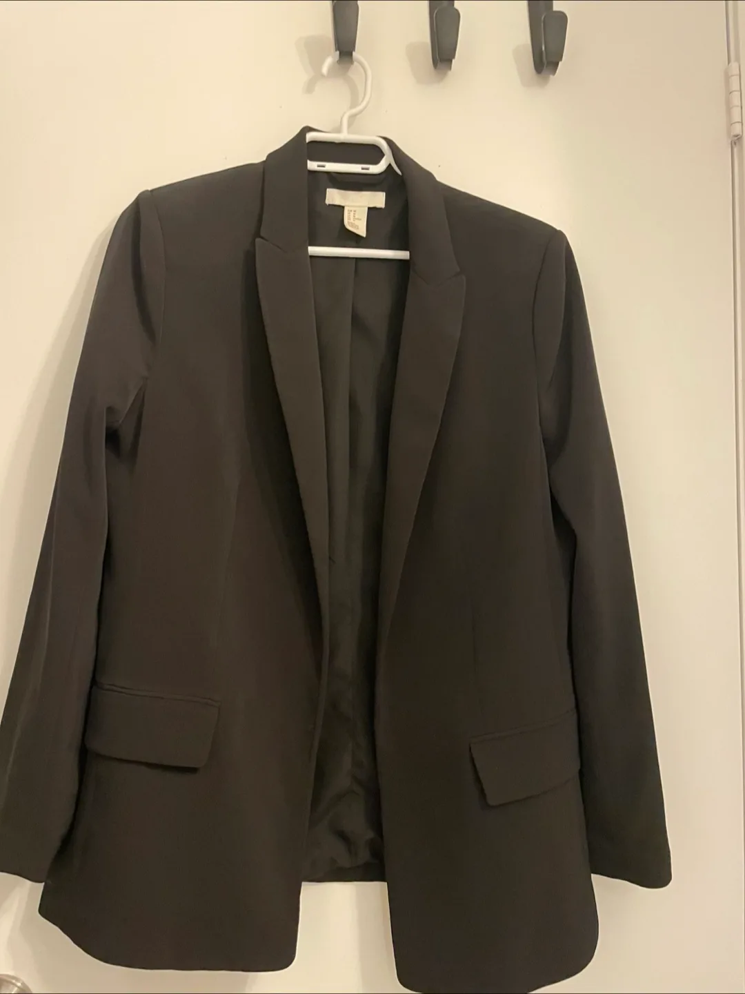 H&M Black Blazer - Size 10 thumbnail