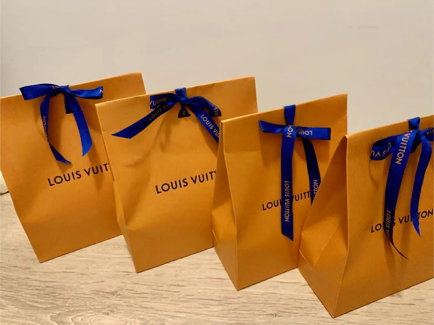 Louis Vuitton Gift Box Bag and Bags image indicator(2)