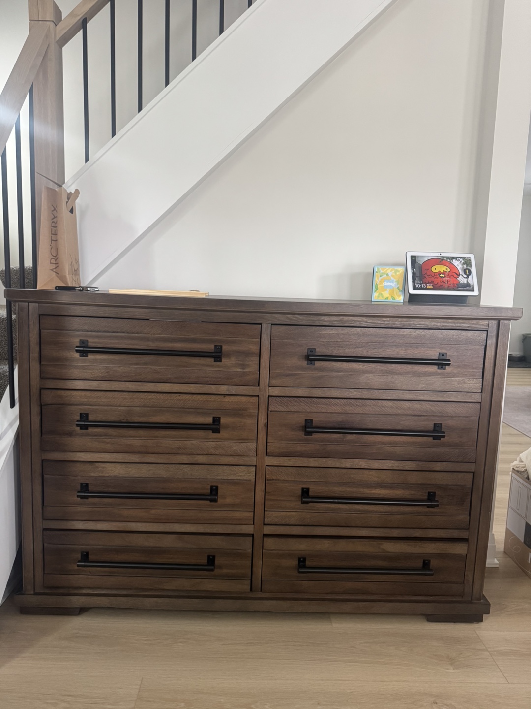 Bedroom Set: King Size Bed Frame, Dresser, Nightstand - Wood - photo 5