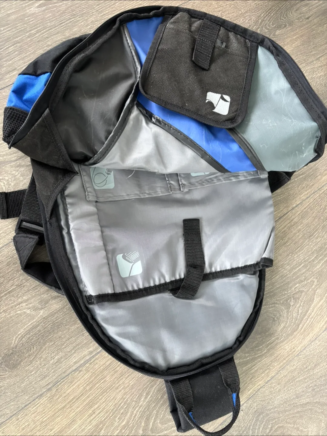 Deloitte Sling Backpack #freecycle image indicator(3)