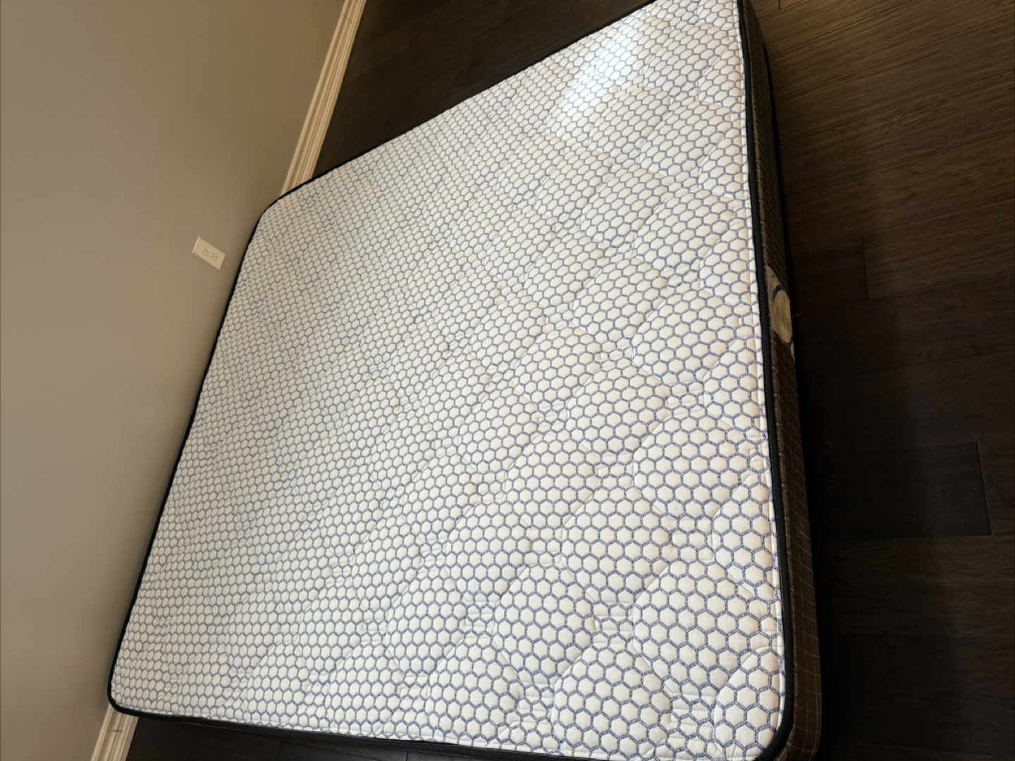 King Mattress - Like new - photo 2