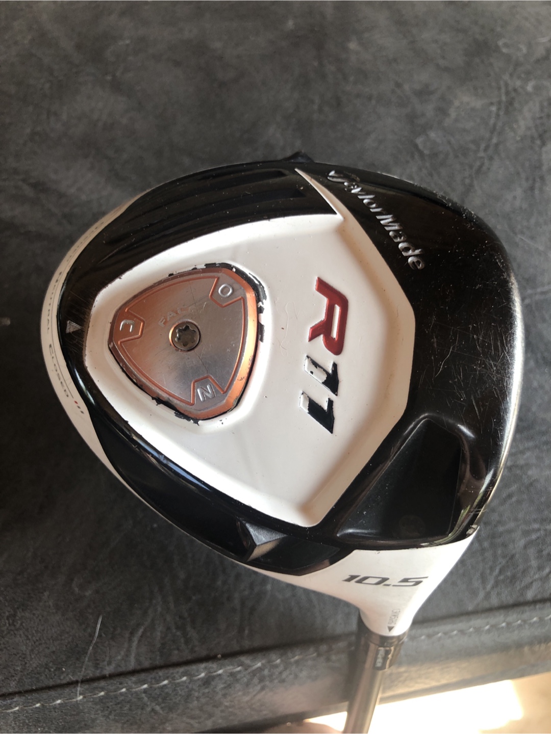 TaylorMade R11 Golf Driver