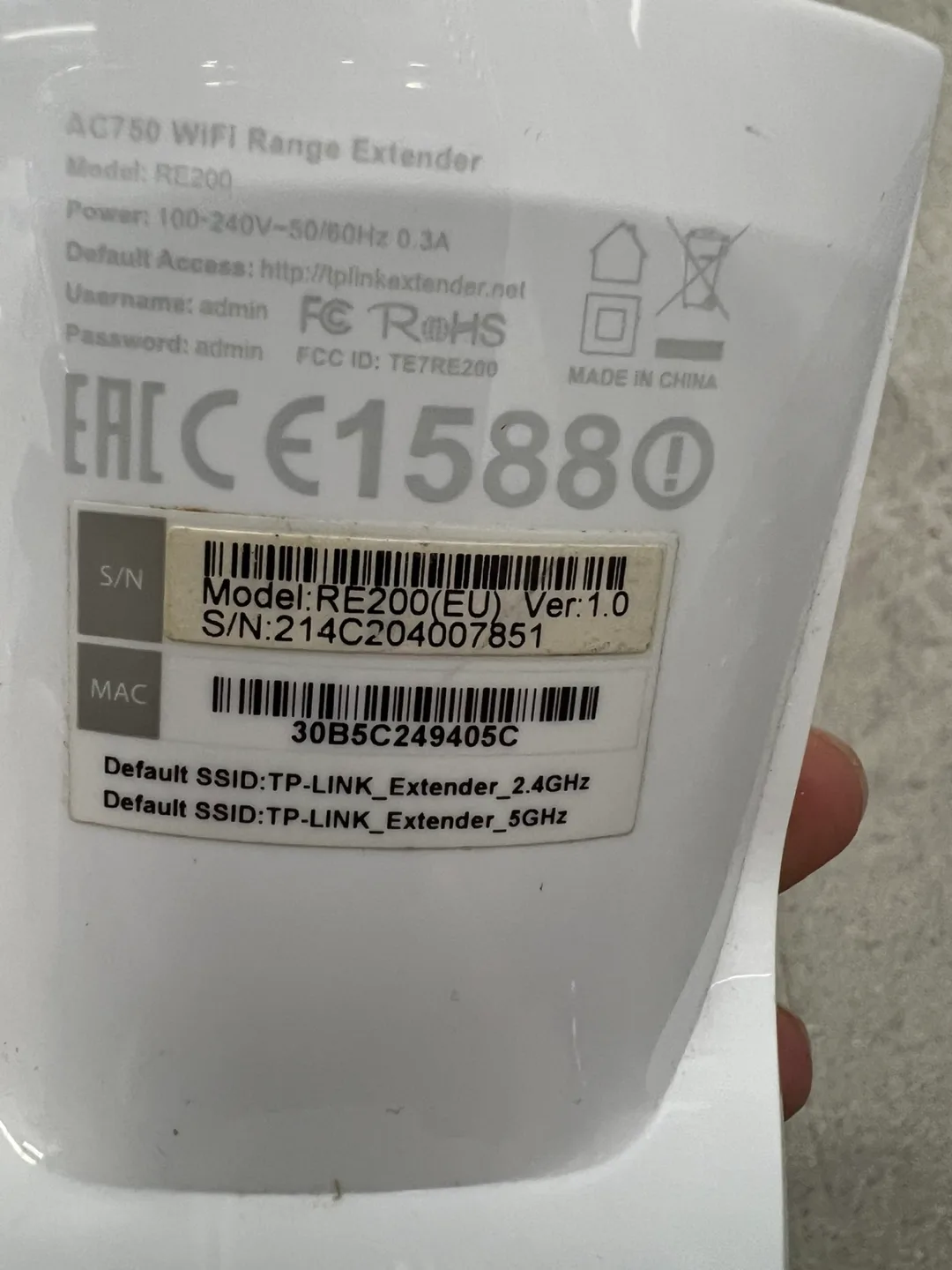 TP-Link RE200 WiFi Range Extender thumbnail